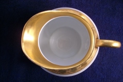 HUTSCHENREUTHER FAVORIT (ENCRUSTED GOLD BAND)-   CREAMER  8oz    ..... https://www.jaapiesFineChinaStore.com