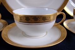 HUTSCHENREUTHER FAVORIT (ENCRUSTED GOLD BAND)-  CUP & SAUCER  .....  https://www.jaapiesFineChinaStore.com