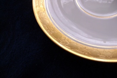 HUTSCHENREUTHER FAVORIT (ENCRUSTED GOLD BAND)-  CUP & SAUCER  .....  https://www.jaapiesFineChinaStore.com