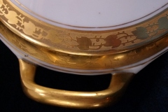 HUTSCHENREUTHER FAVORIT (ENCRUSTED GOLD BAND)-   OVAL COVERED SERVING BOWL     ..... https://www.jaapiesFineChinaStore.com