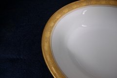 HUTSCHENREUTHER FAVORIT (ENCRUSTED GOLD BAND)-   OVAL OPEN SERVING BOWL    ..... https://www.jaapiesFineChinaStore.com