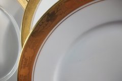 HUTSCHENREUTHER FAVORIT (ENCRUSTED GOLD BAND)-  SALAD PLATE  .....  https://www.jaapiesFineChinaStore.com