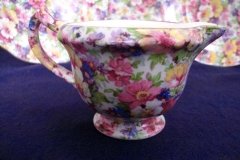 JAMES KENT DUBARRY- CREAMER (GRANVILLE ROUND) 4oz     .....   http://jaapiesfinechinastore.com