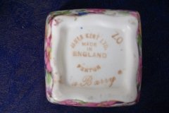 JAMES KENT DUBARRY- OPEN SUGAR BOWL (GRANVILLE SQUARE)      .....   http://jaapiesfinechinastore.com