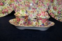 JAMES KENT DUBARRY- SALT & PEPPER SHAKERS WITH TRAY   ..... http://jaapiesfinechinastore.com