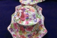 JAMES KENT DUBARRY- SALT & PEPPER SHAKERS WITH TRAY   ..... http://jaapiesfinechinastore.com