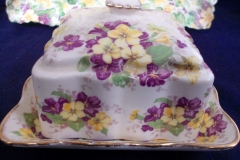 JAMES KENT VIOLETS 4002- COVERED BUTTER DISH    .....  https://www.jaapiesfinechinastore.com