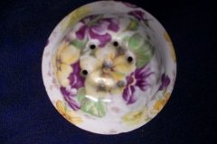 JAMES KENT VIOLETS 4002- SALT & PEPPER SHAKER SET    .....  http://jaapiesfinechinastore.com