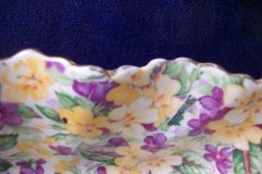 JAMES KENT PRIMULA- SERVING BOWL   .....  http://jaapiesfinechinastore.com