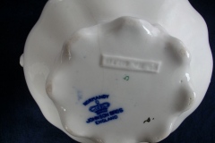 JOHNSON BROTHERS  NORMANDY (FLOW BLUE)-  COVERED SUGAR BOWL   .....    https://www.jaapiesFineChinaStore.com