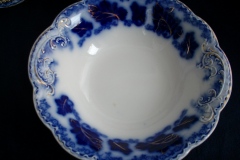 JOHNSON BROTHERS NORMANDY (FLOW BLUE)-  ROUND OPEN SERVING BOWL  8  5/8"    ..... https://www.jaapiesFineChinaStore.com