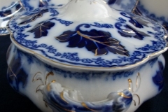 JOHNSON BROTHERS NORMANDY (FLOW BLUE)-  OVAL COVERED SERVING BOWL    ..... https://www.jaapiesFineChinaStore.com