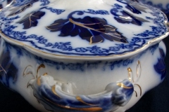 JOHNSON BROTHERS NORMANDY (FLOW BLUE)-  OVAL COVERED SERVING BOWL    ..... https://www.jaapiesFineChinaStore.com