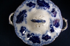 JOHNSON BROTHERS NORMANDY (FLOW BLUE)-  ROUND COVERED SERVING BOWL    ..... https://www.jaapiesFineChinaStore.com