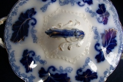 JOHNSON BROTHERS NORMANDY (FLOW BLUE)-  ROUND COVERED SERVING BOWL    ..... https://www.jaapiesFineChinaStore.com