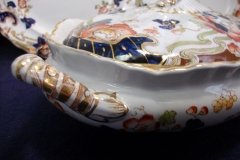 KEELING & CO LOSO WARE TOKIO-   COVERED SERVING BOWL #1     .....   http://jaapiesfinechinastore.com