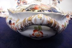 KEELING & CO LOSO WARE TOKIO-   COVERED SERVING BOWL #2     .....   http://jaapiesfinechinastore.com