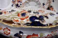 KEELING & CO LOSO WARE TOKIO-   COVERED SERVING BOWL #2     .....   https://www.jaapiesfinechinastore.com