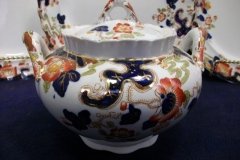 KEELING & CO LOSO WARE TOKIO- COVERED SUGAR BOWL   .....   http://jaapiesfinechinastore.com