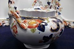 KEELING & CO LOSO WARE TOKIO- COVERED SUGAR BOWL   .....   http://jaapiesfinechinastore.com