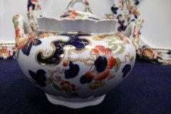 KEELING & CO LOSO WARE TOKIO- COVERED SUGAR BOWL   .....   http://jaapiesfinechinastore.com
