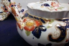 KEELING & CO LOSO WARE TOKIO- COVERED SUGAR BOWL   .....   http://jaapiesfinechinastore.com