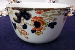 KEELING & CO LOSO WARE TOKIO- CRANBERRY BOWL   .....    http://jaapiesfinechinastore.com
