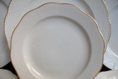 KPM (BERLIN) NEUOSIER 05- BREAD & BUTTER PLATE   ..... http://jaapiesfinechinastore.com