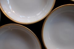 KPM (BERLIN) NEUOSIER 05- BUTTER PATS  .....   http://jaapiesfinechinastore.com