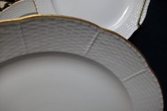 KPM (BERLIN) NEUOSIER 05- CHOP PLATE  13 1/2"   .....   ttps://jaapiesfinechinastore.com