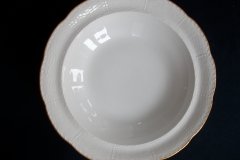 KPM (BERLIN) NEUOSIER 05-   COVERED SERVING  BOWL  .....   ttps://jaapiesfinechinastore.com