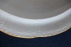 KPM (BERLIN) NEUOSIER 05-   COVERED SERVING  BOWL  .....   ttps://jaapiesfinechinastore.com