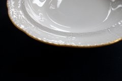 KPM (BERLIN) NEUOSIER 05-   COVERED SERVING  BOWL  .....   ttps://jaapiesfinechinastore.com