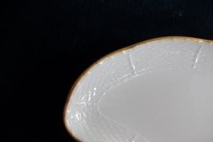 KPM (BERLIN) NEUOSIER 05- CRESCENT SALAD  PLATE   .....   ttps://jaapiesfinechinastore.com