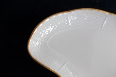 KPM (BERLIN) NEUOSIER 05- CRESCENT SALAD  PLATE   .....   ttps://www.jaapiesfinechinastore.com