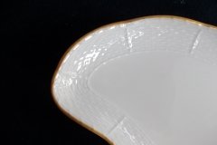 KPM (BERLIN) NEUOSIER 05- CRESCENT SALAD  PLATE   .....   ttps://jaapiesfinechinastore.com