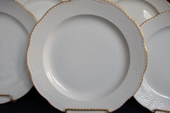 KPM (BERLIN) NEUOSIER 05- DINNER  PLATE   ..... https://www.jaapiesfinechinastore.com