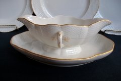 KPM (BERLIN) NEUOSIER 05- GRAVY BOAT   ..... http://jaapiesfinechinastore.com