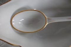 KPM (BERLIN) NEUOSIER 05- GRAVY BOAT   ..... http://jaapiesfinechinastore.com