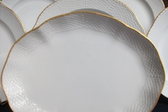 KPM (BERLIN) NEUOSIER 05- OVAL PASTRY DISH   ..... https://www.jaapiesfinechinastore.com