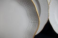 KPM (BERLIN) NEUOSIER 05- OVAL PASTRY DISH   ..... http://jaapiesfinechinastore.com
