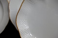 KPM (BERLIN) NEUOSIER 05- OVAL PASTRY DISH   ..... http://jaapiesfinechinastore.com