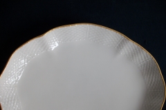 KPM (BERLIN) NEUOSIER 05- OVAL PASTRY DISH   ..... https://www.jaapiesfinechinastore.com