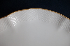 KPM (BERLIN) NEUOSIER 05- OVAL PASTRY DISH   ..... https://www.jaapiesfinechinastore.com