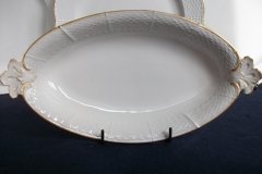KPM (BERLIN) NEUOSIER 05- OVAL SERVING DISH   ..... http://jaapiesfinechinastore.com