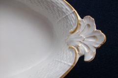 KPM (BERLIN) NEUOSIER 05- OVAL SERVING DISH   ..... https://www.jaapiesfinechinastore.com