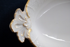 KPM (BERLIN) NEUOSIER 05- OVAL SERVING DISH   ..... https://www.jaapiesfinechinastore.com