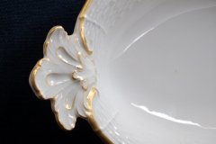 KPM (BERLIN) NEUOSIER 05- OVAL SERVING DISH   ..... http://jaapiesfinechinastore.com