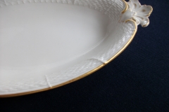 KPM (BERLIN) NEUOSIER 05- OVAL SERVING DISH   ..... https://www.jaapiesfinechinastore.com