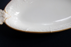 KPM (BERLIN) NEUOSIER 05- OVAL SERVING DISH   ..... https://www.jaapiesfinechinastore.com